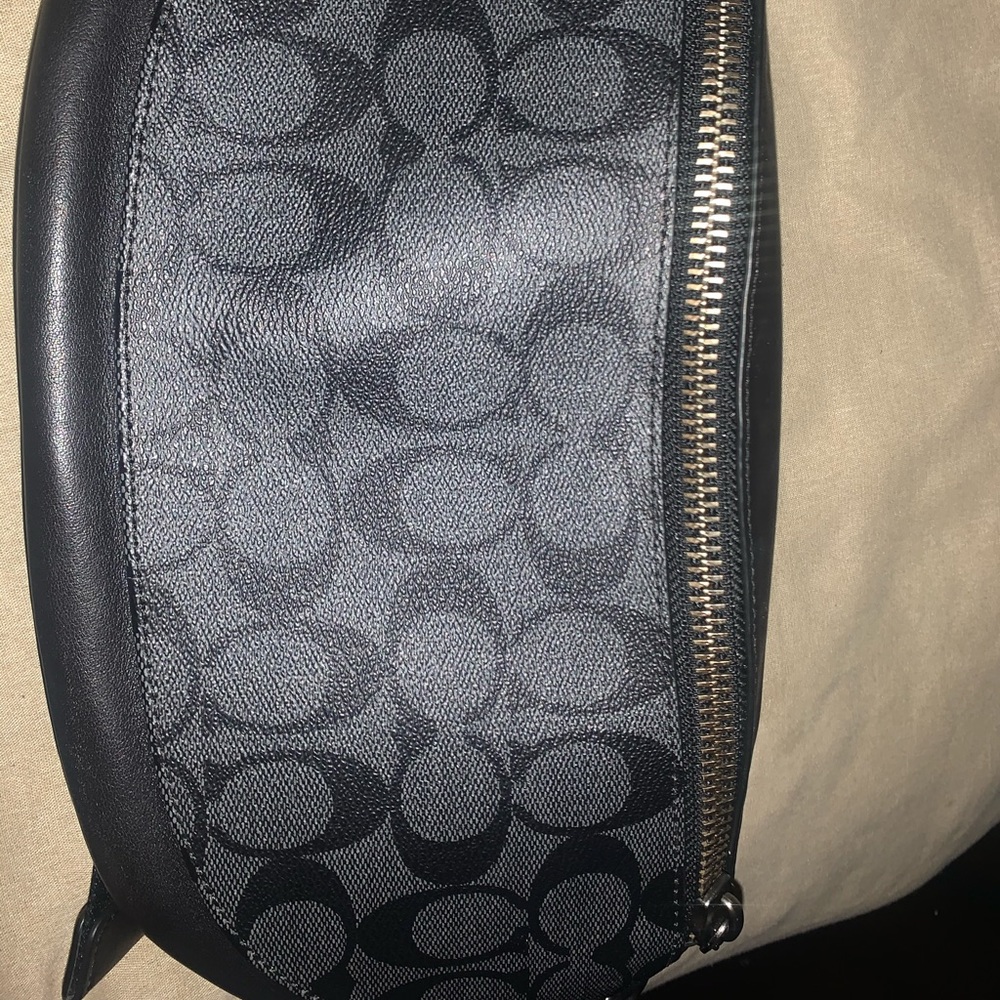 Men’s Large Coach Shoulder bag